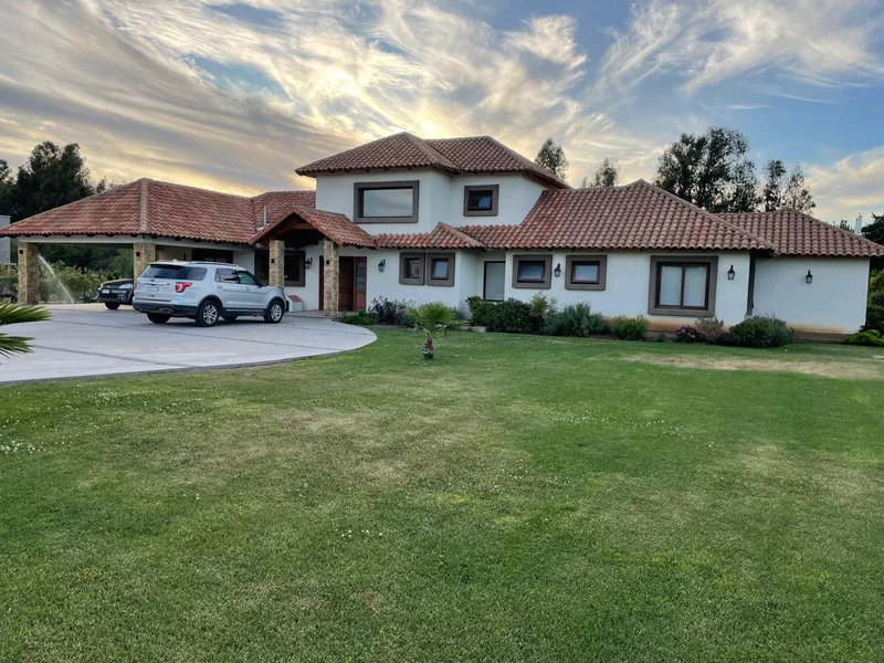Casa en arriendo en Talca - Casa en arriendo, Alto Las Cruces, Condominio Las Rosas, Talca