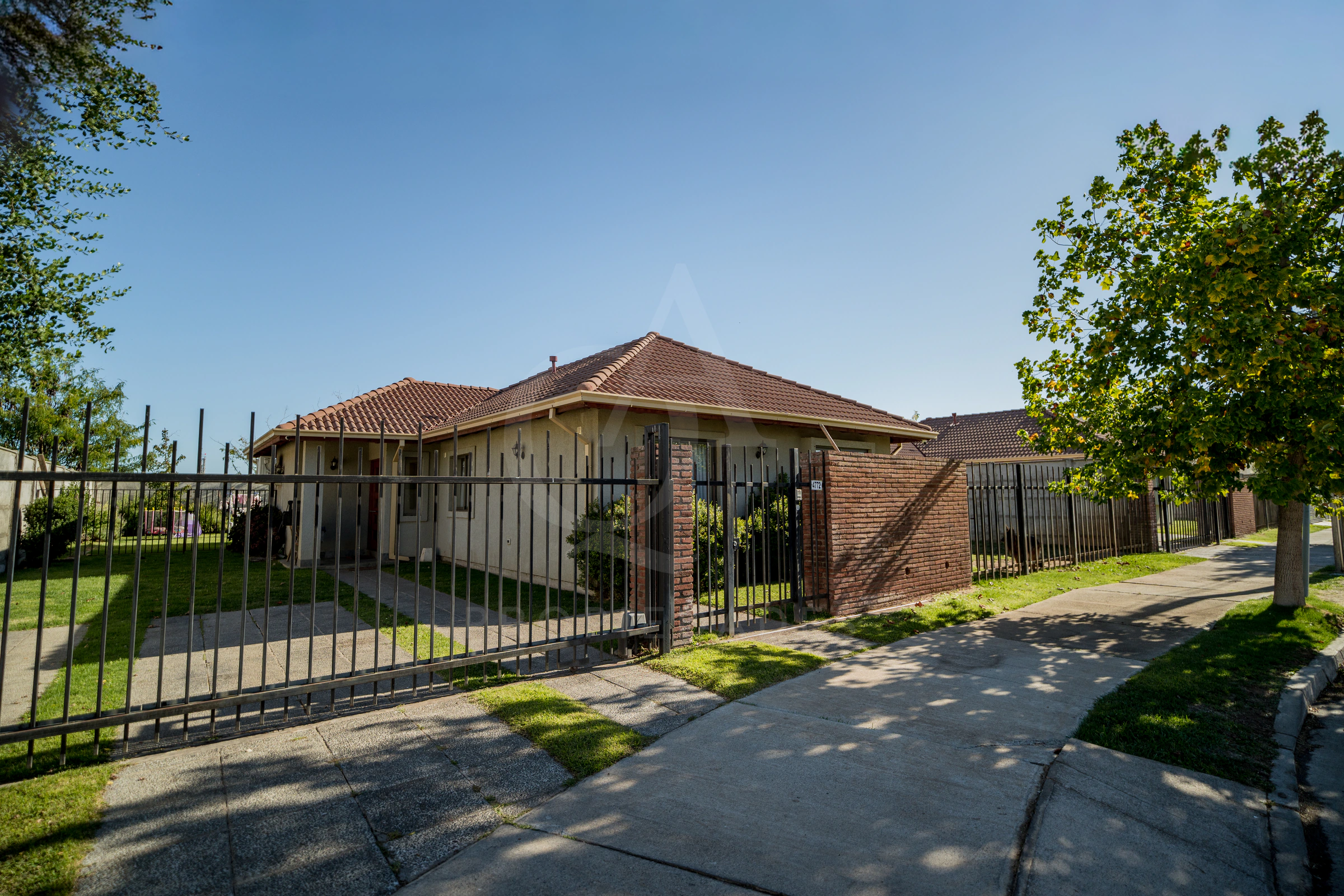 Casa en venta en Talca - Casa en venta, Condominio Parcelas Hacienda Esmeralda, Las Rastras.