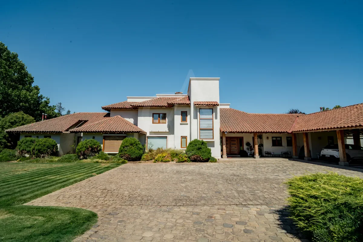 Casa en venta en Talca - Casa En Venta Condominio La Reina, Frente a Colegio ingles.