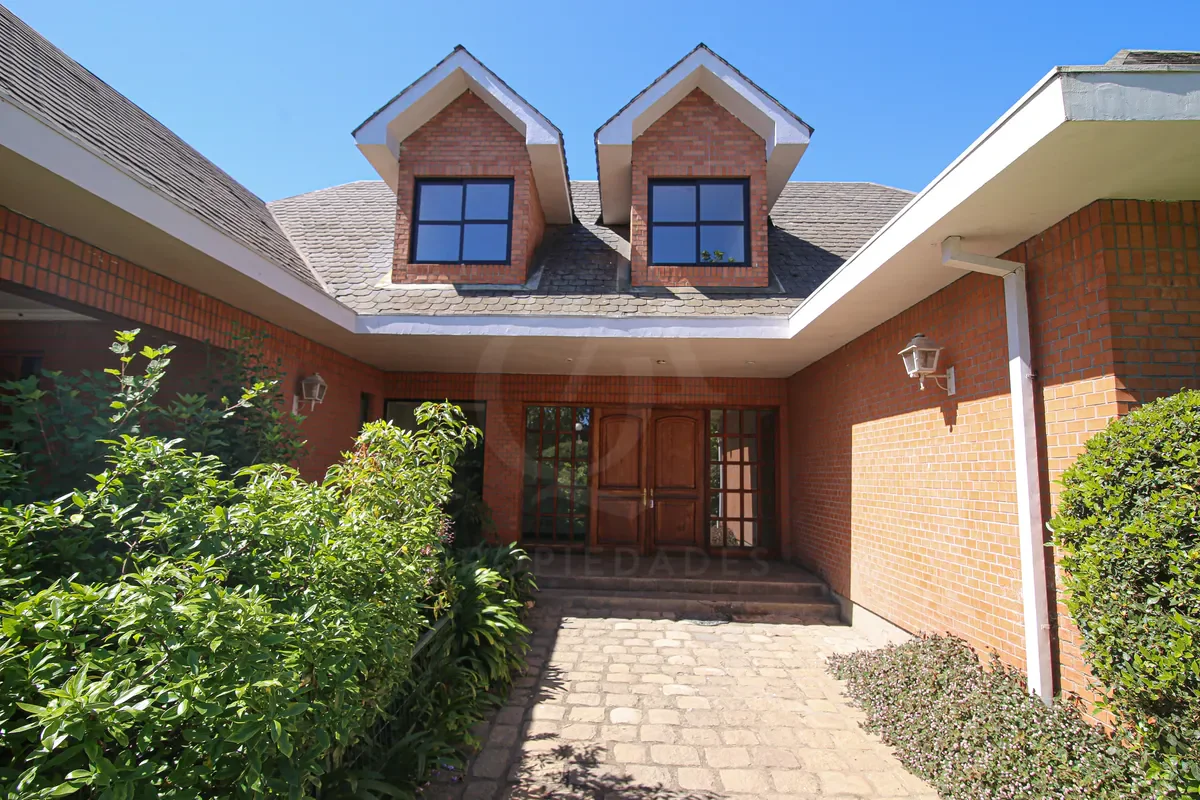 Casa en venta en Talca - Casa en Venta Parcelas del Parque, Las Rastras, Talca.