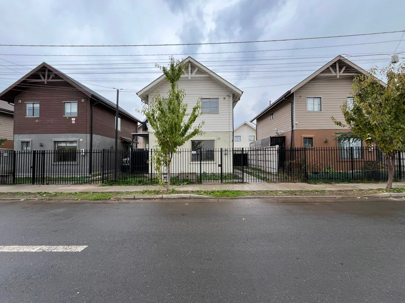 Casa en venta en Talca - Casa en Venta, Valles del Country, Talca.