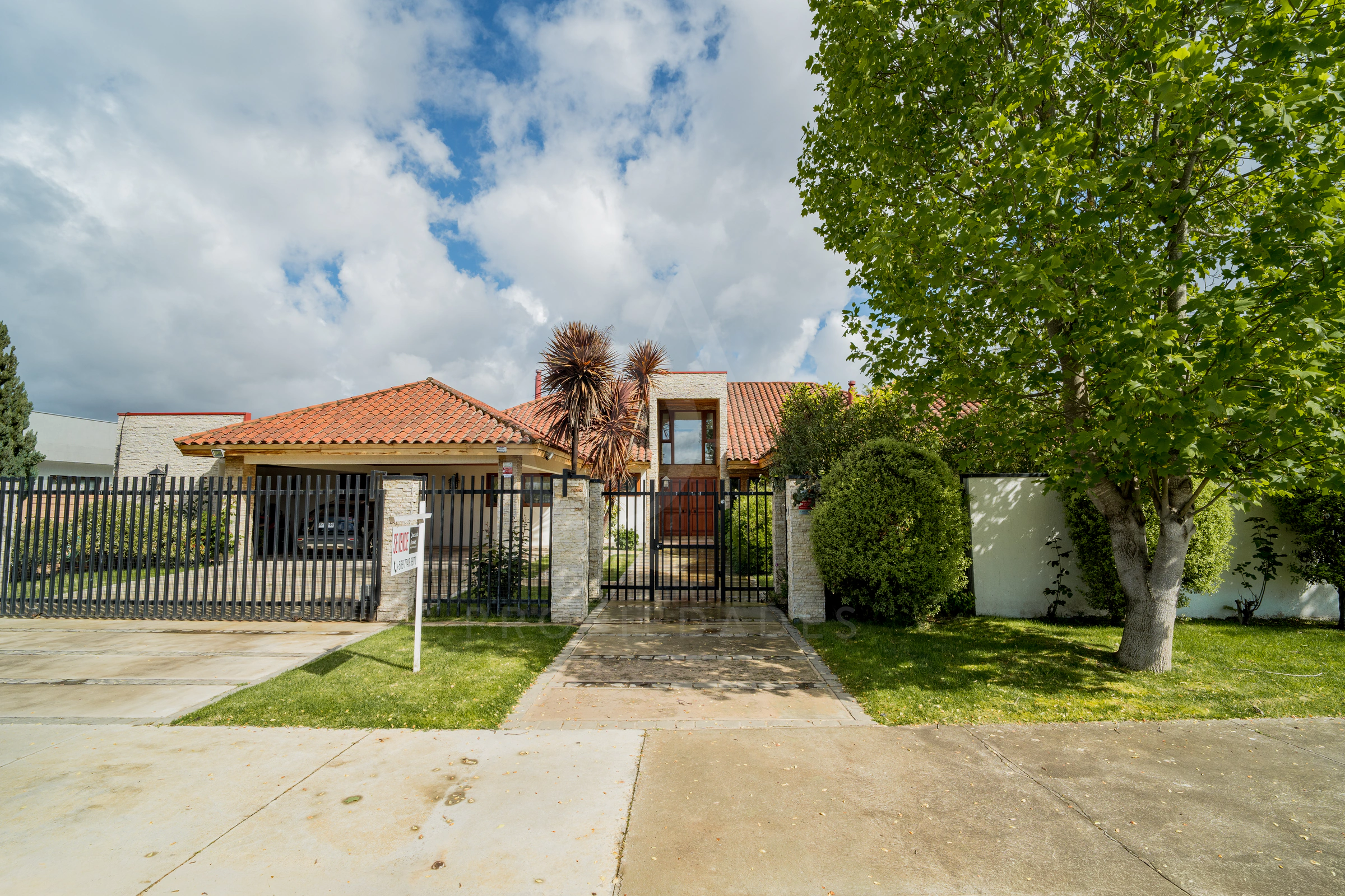 Casa en venta en Talca - Casa en Loteo Puertas del Sol, Las Rastras, Talca.