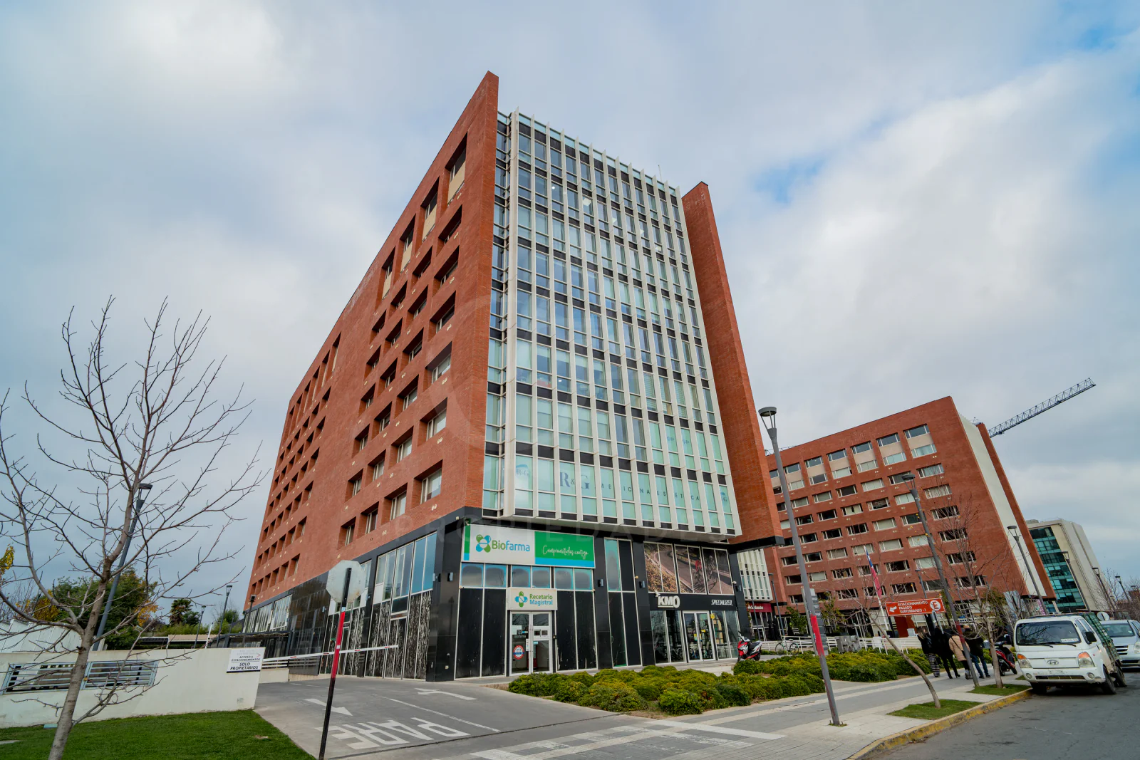 Oficina en arriendo en Talca - Oficina en Arriendo, Edificio Centro Las Rastras III